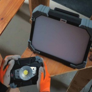 Projecteur d'atelier 20w LED sans fil rechargeable – weboutillage